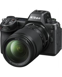 Nikon Z6III + Z 24-200mm f/4-6.3 VR